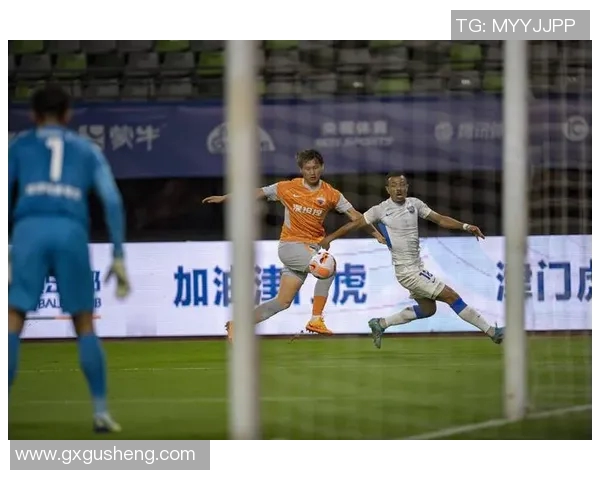 天海迎战深圳中超强队对决争夺宝贵积分激烈角逐即将展开